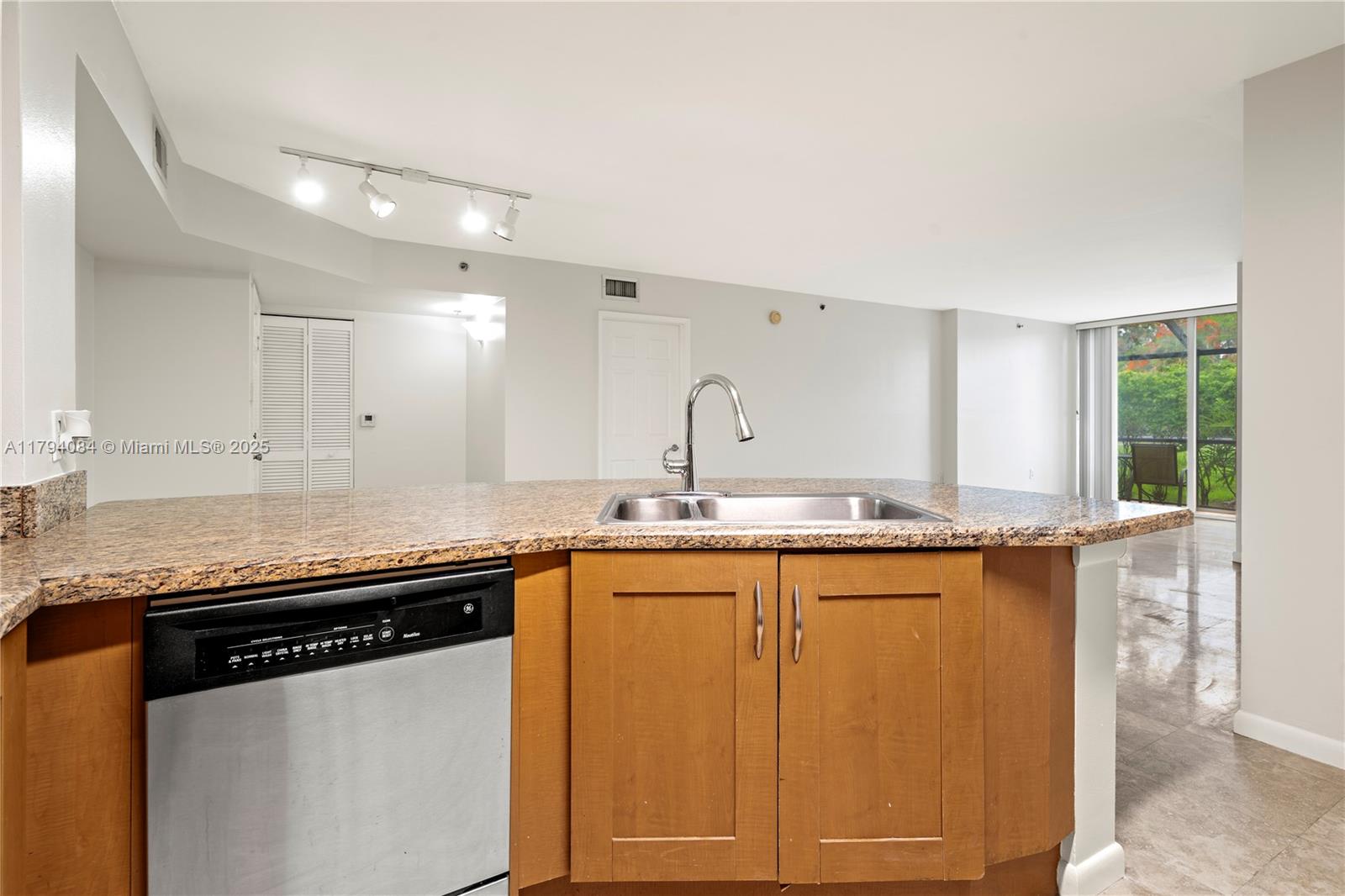BOCAR CONDO - Residential Lease