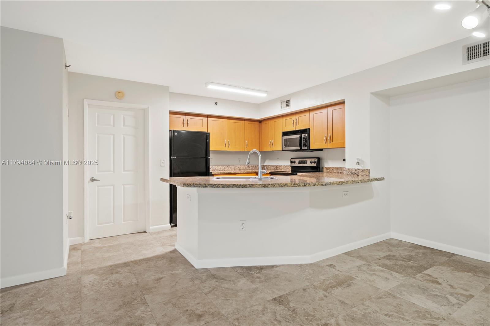 BOCAR CONDO - Residential Lease