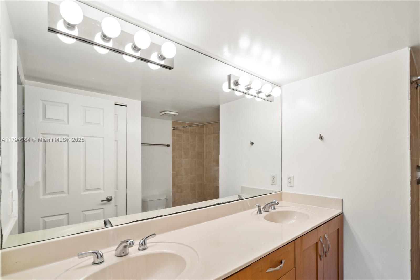BOCAR CONDO - Residential Lease