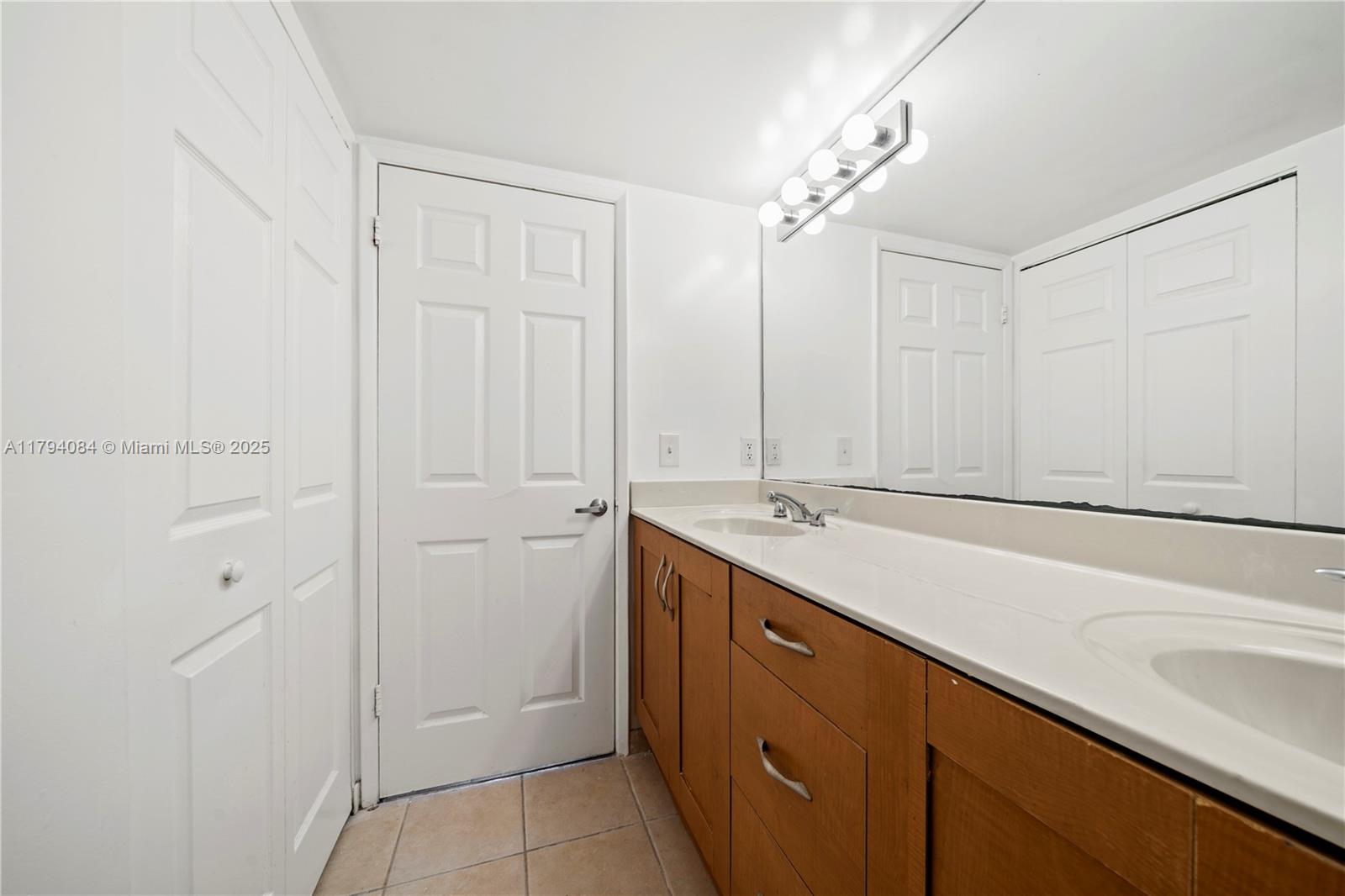 BOCAR CONDO - Residential Lease