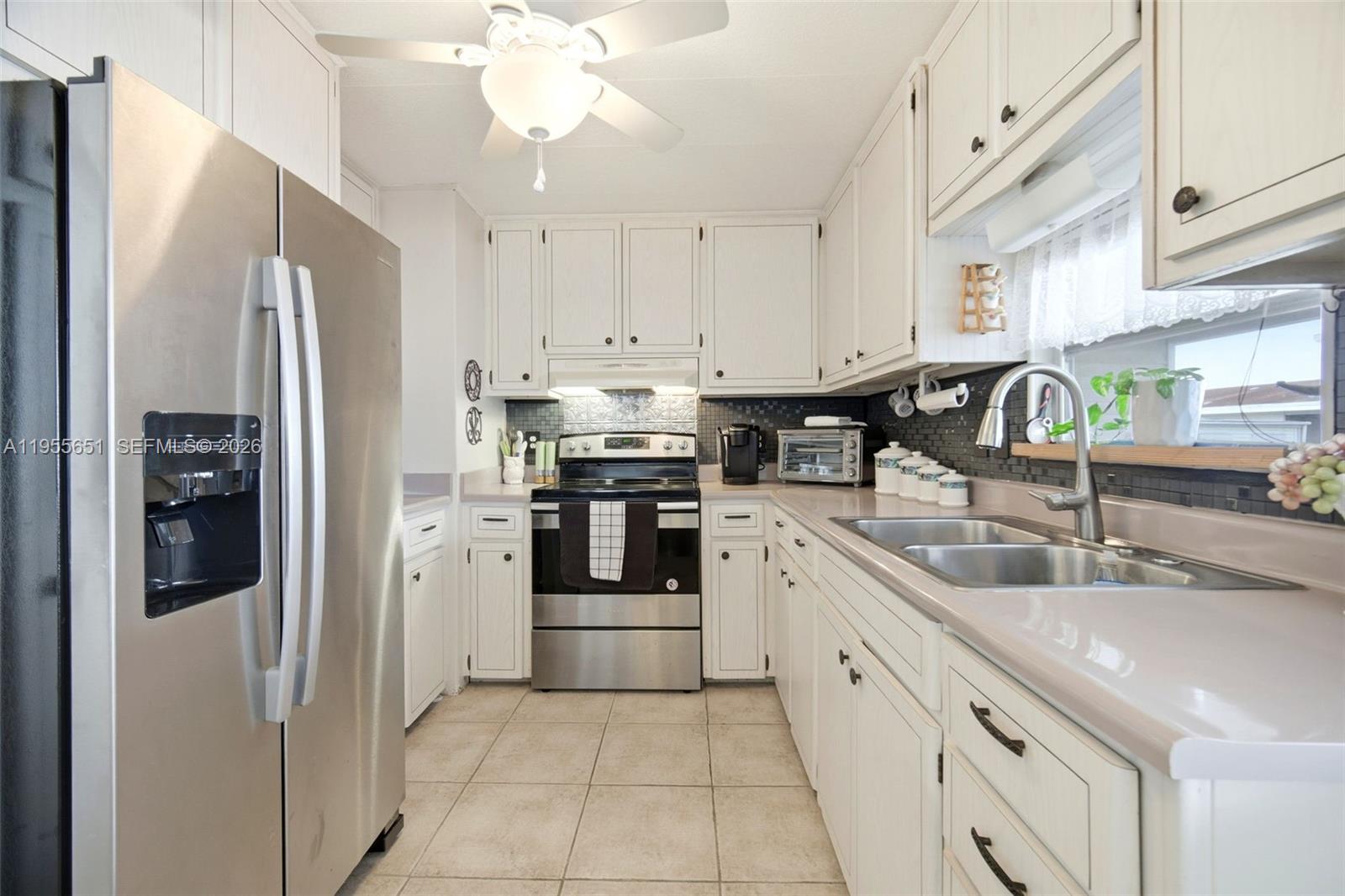 PARK CITY SEC THREE - Residential