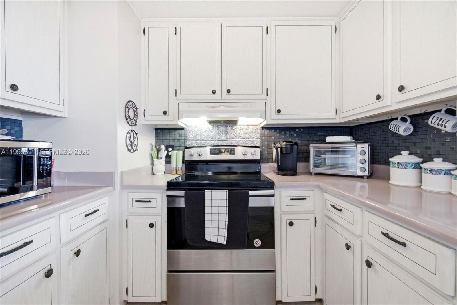 PARK CITY SEC THREE - Residential