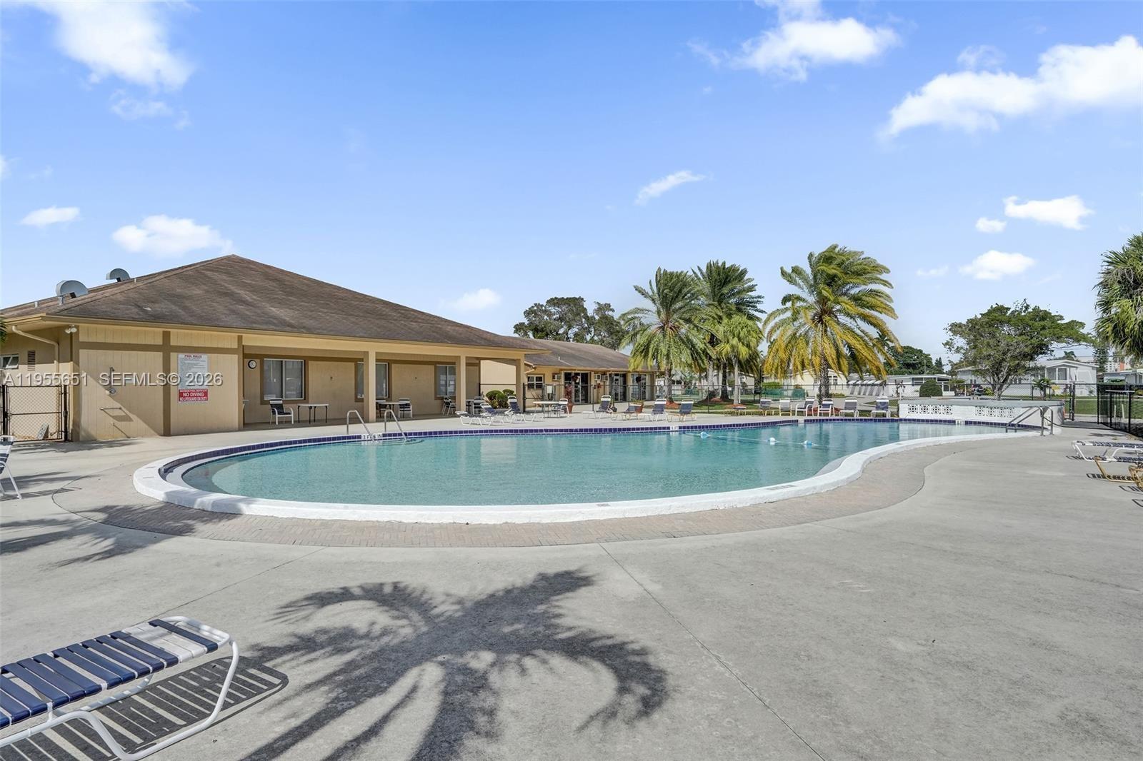 PARK CITY SEC THREE - Residential