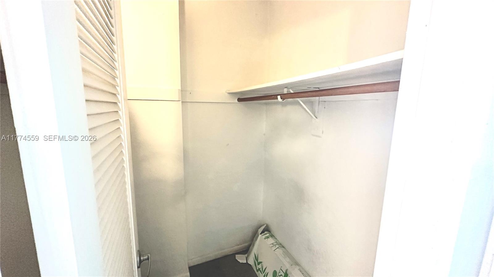 OCEANVIEW BUILDING A COND - Residential