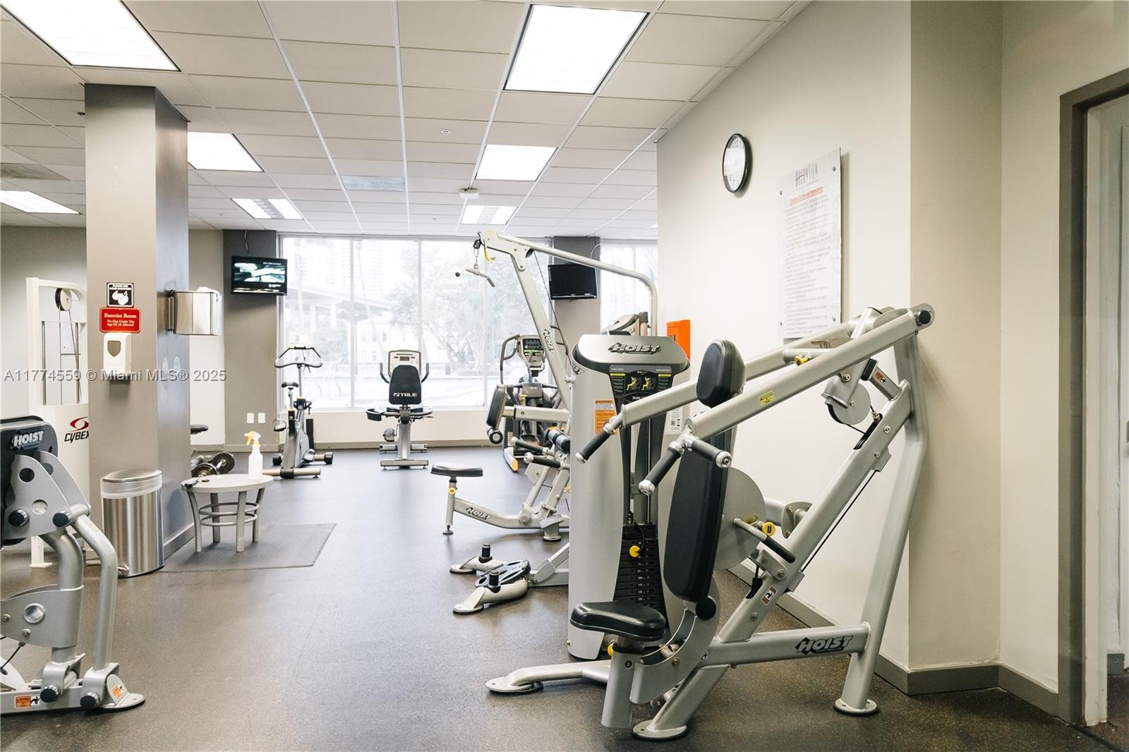 OCEANVIEW BUILDING A COND - Residential