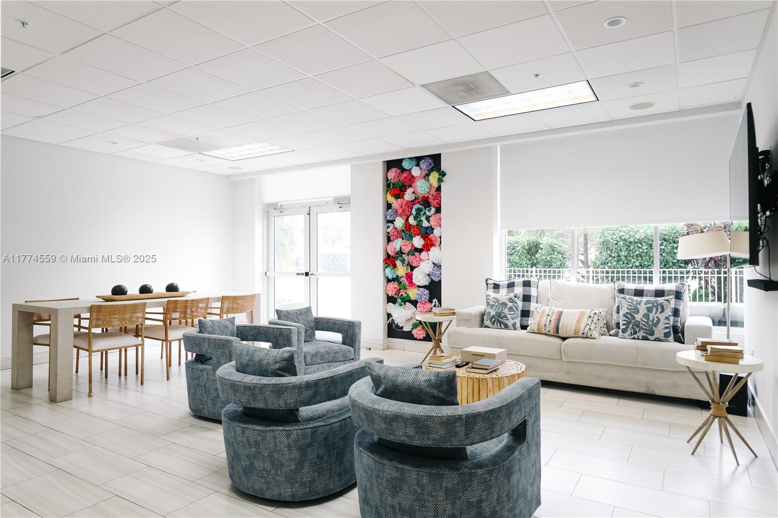 OCEANVIEW BUILDING A COND - Residential