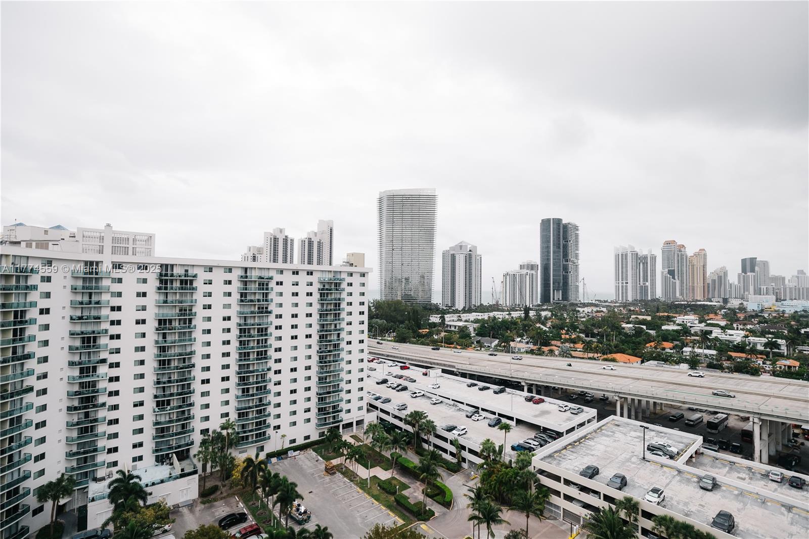 OCEANVIEW BUILDING A COND - Residential