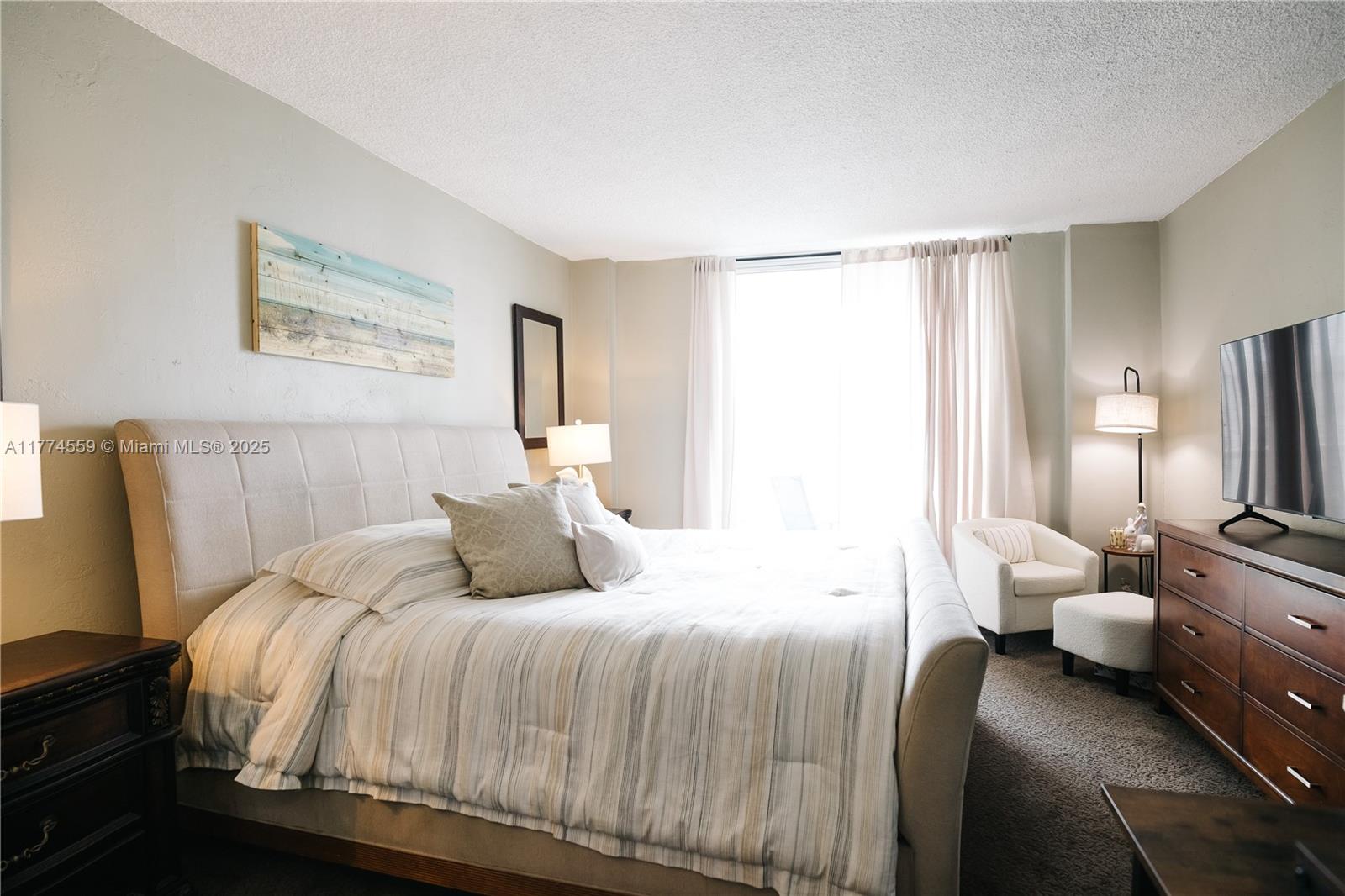 OCEANVIEW BUILDING A COND - Residential