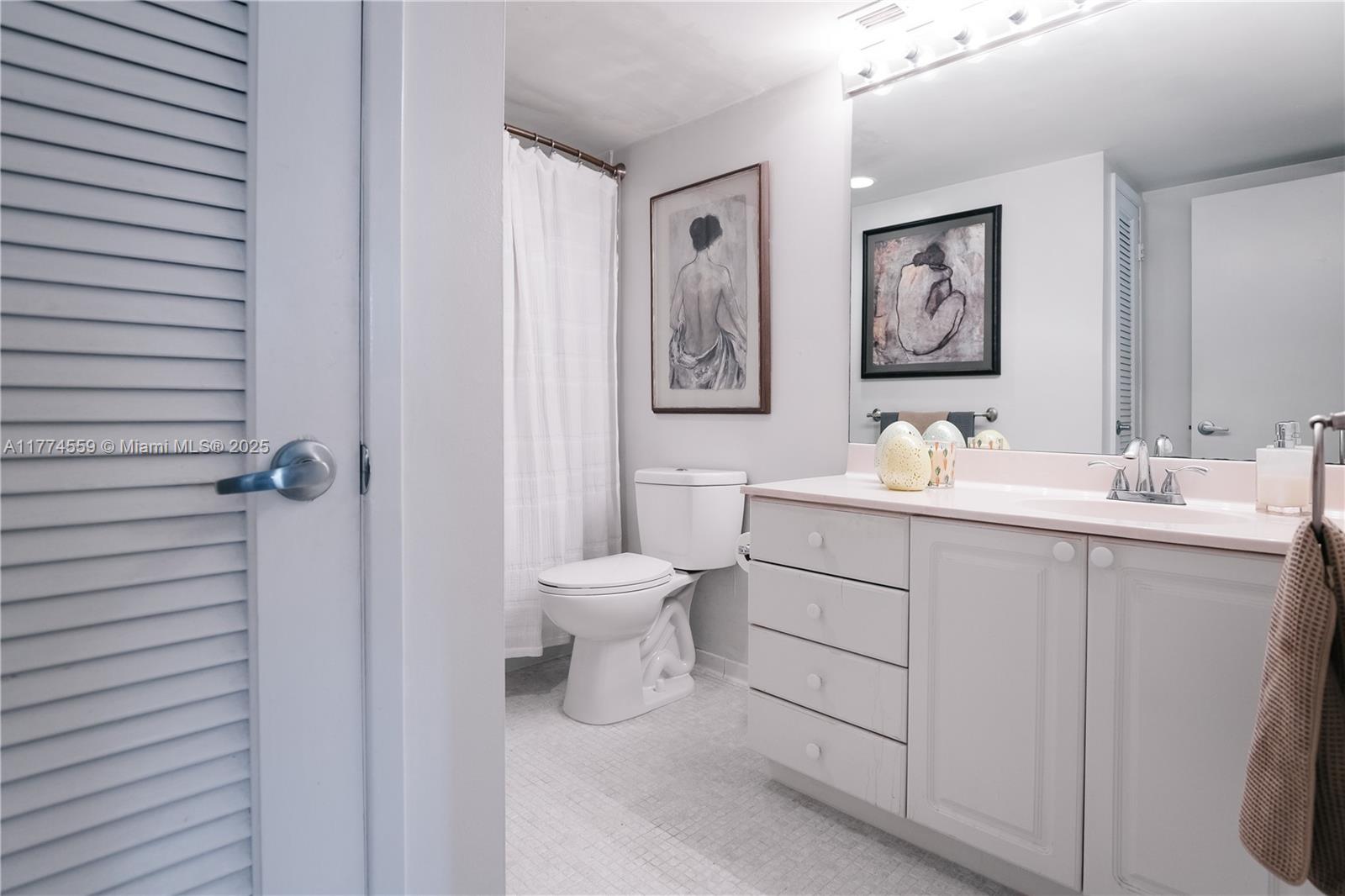 OCEANVIEW BUILDING A COND - Residential