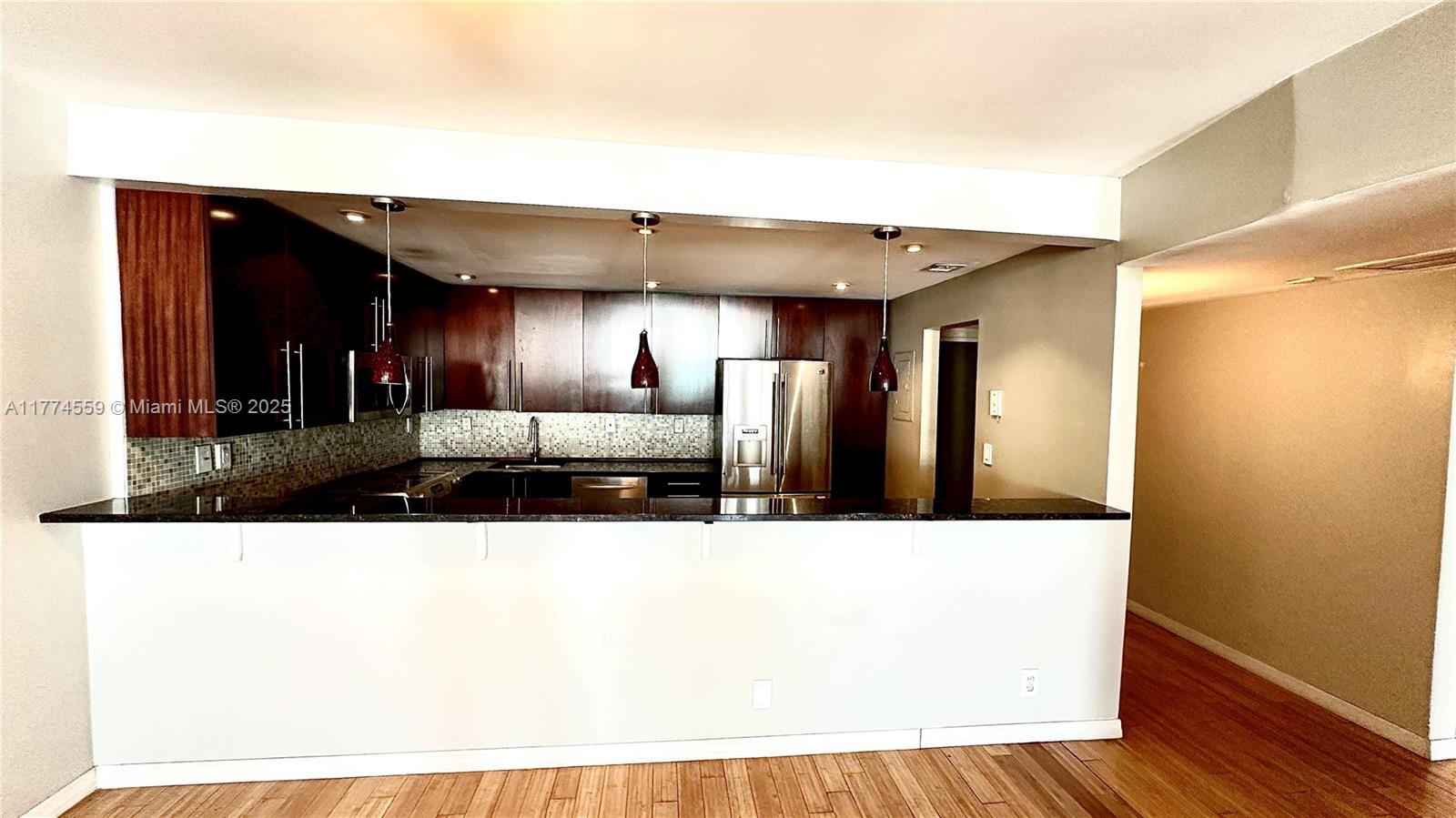 OCEANVIEW BUILDING A COND - Residential