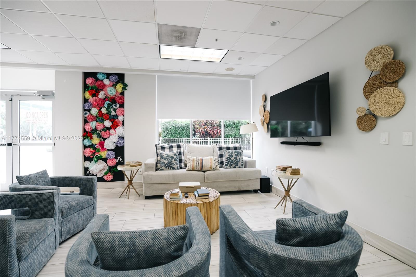 OCEANVIEW BUILDING A COND - Residential