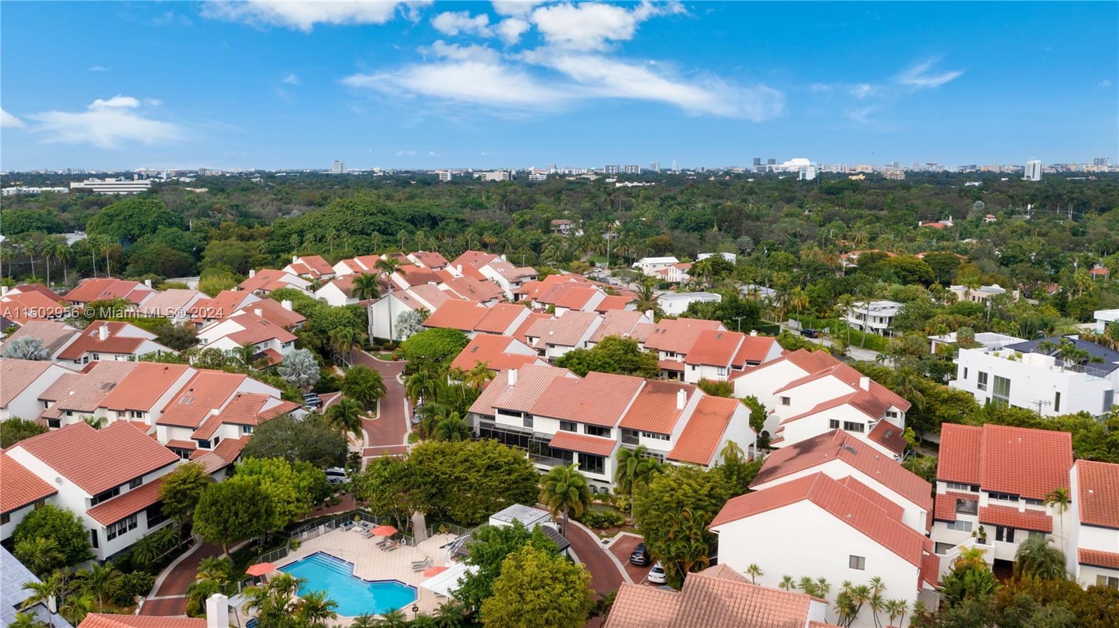 L HERMITAGE - Residential