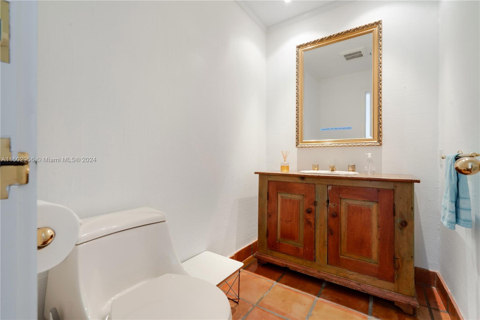 L HERMITAGE - Residential