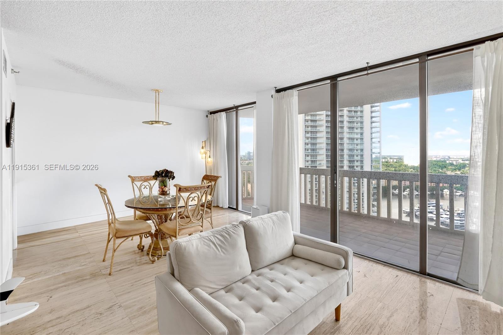 TURNBERRY TOWERS CONDO - Residential