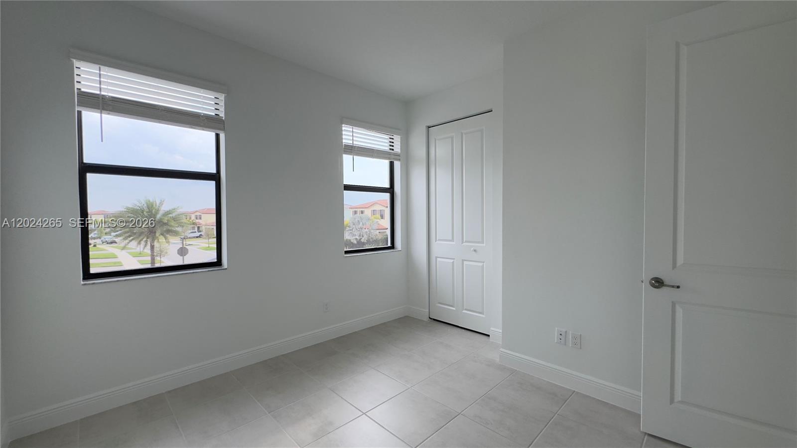 SKY COVE SOUTH PHASE 1 A - Residential Lease
