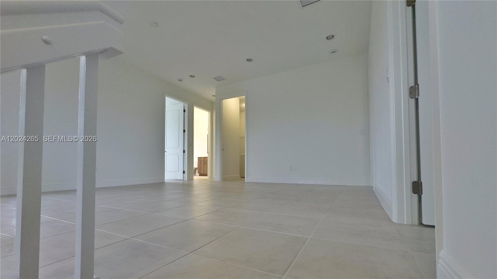 SKY COVE SOUTH PHASE 1 A - Residential Lease