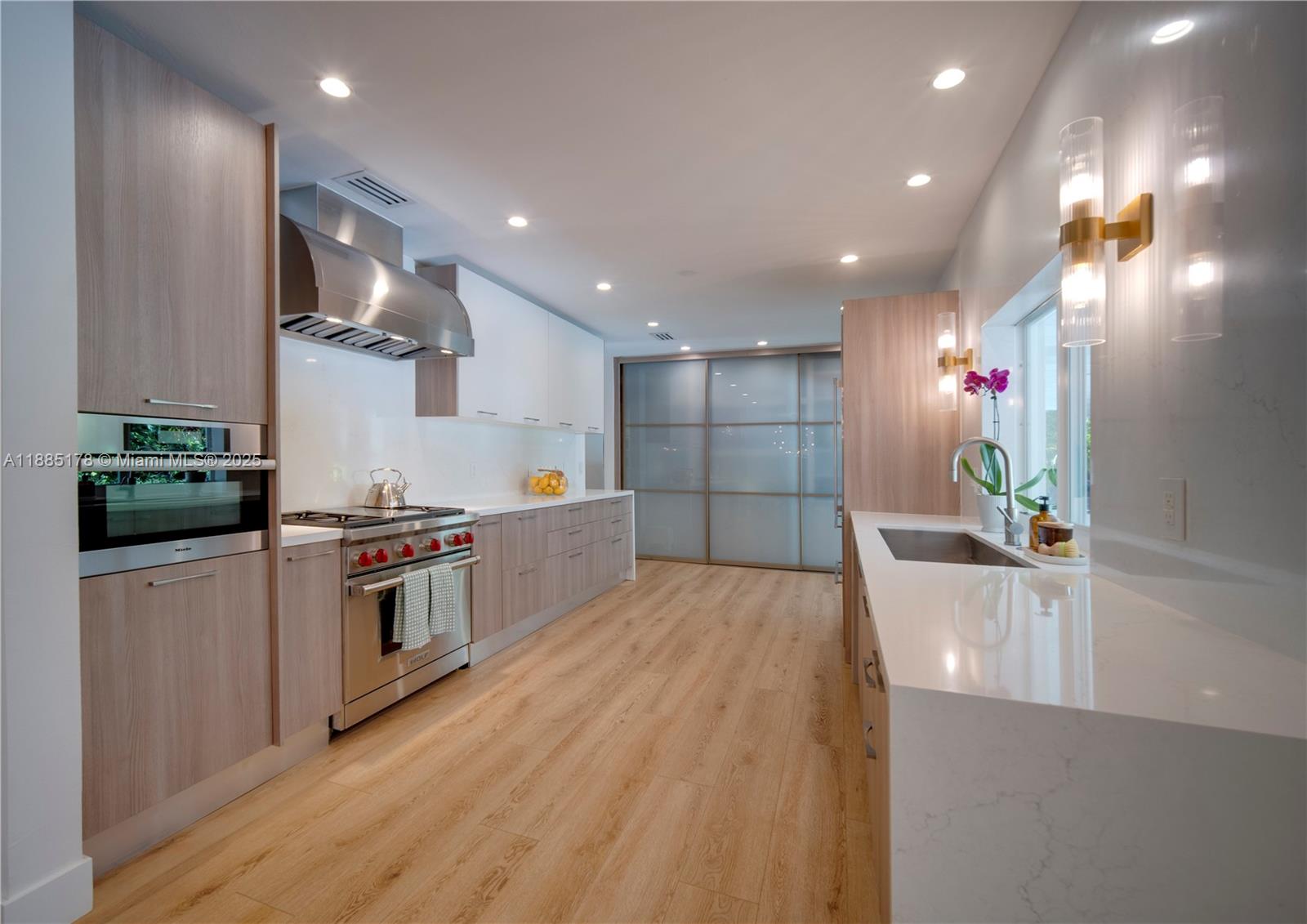 RUNAWAY PINES - Residential