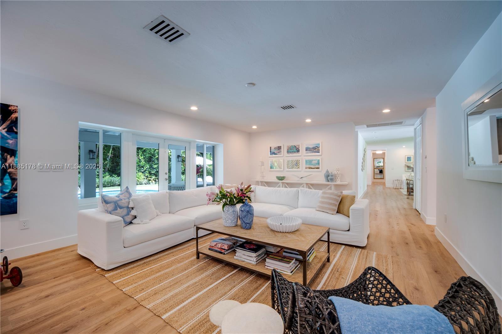 RUNAWAY PINES - Residential