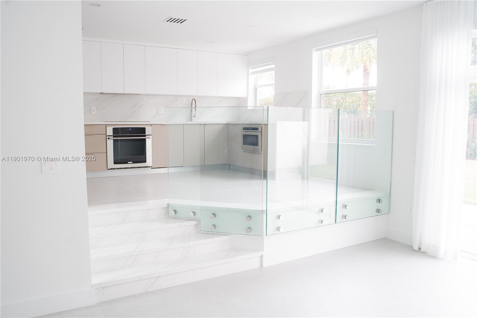 DORAL ISLES-ANTILLES - Residential Lease