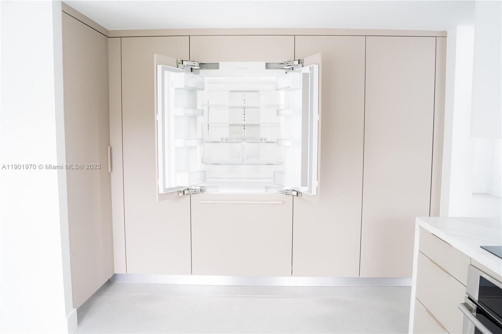 DORAL ISLES-ANTILLES - Residential Lease