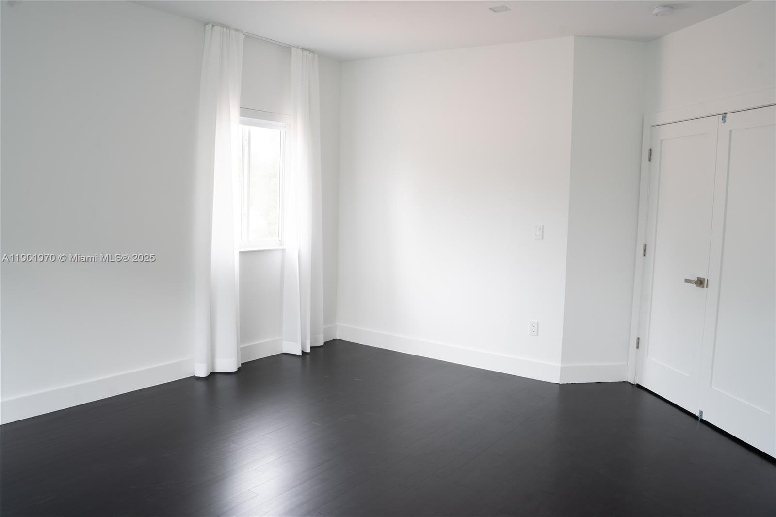 DORAL ISLES-ANTILLES - Residential Lease