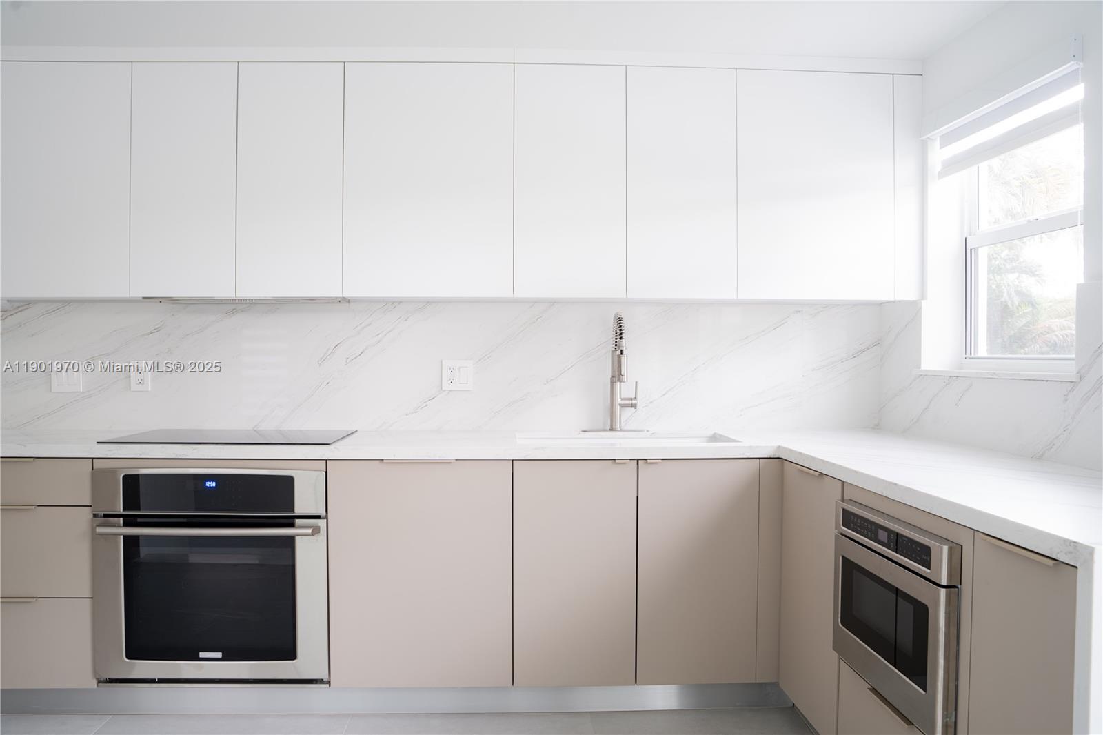 DORAL ISLES-ANTILLES - Residential Lease