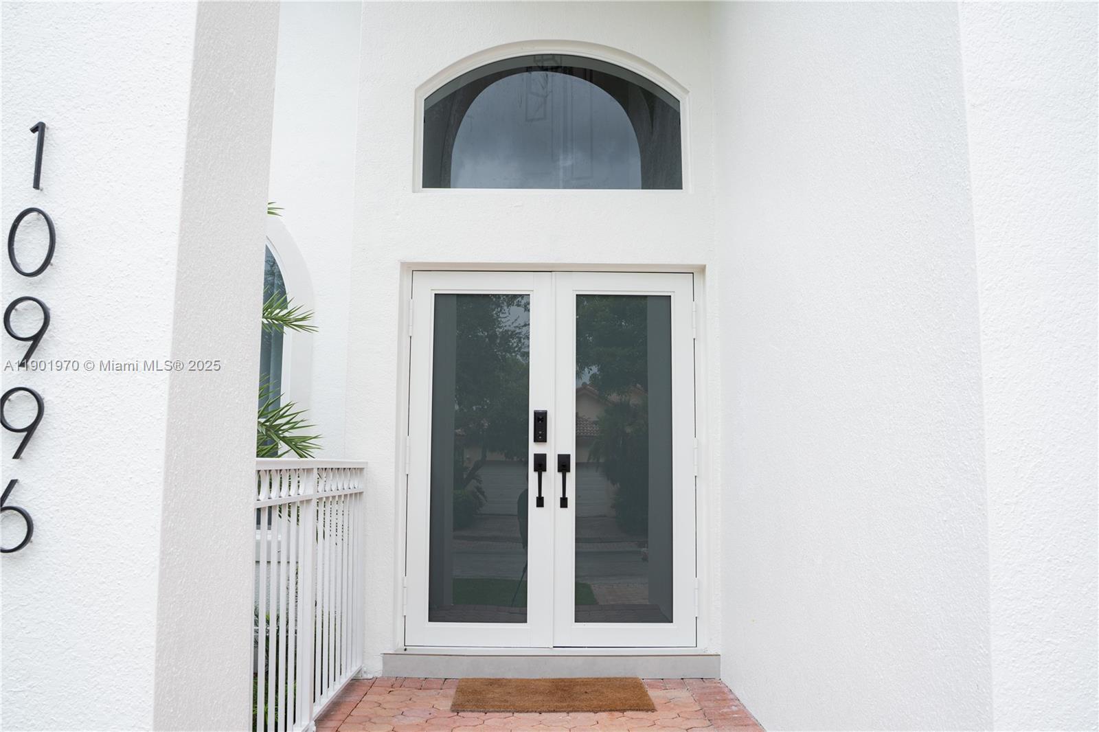 DORAL ISLES-ANTILLES - Residential Lease