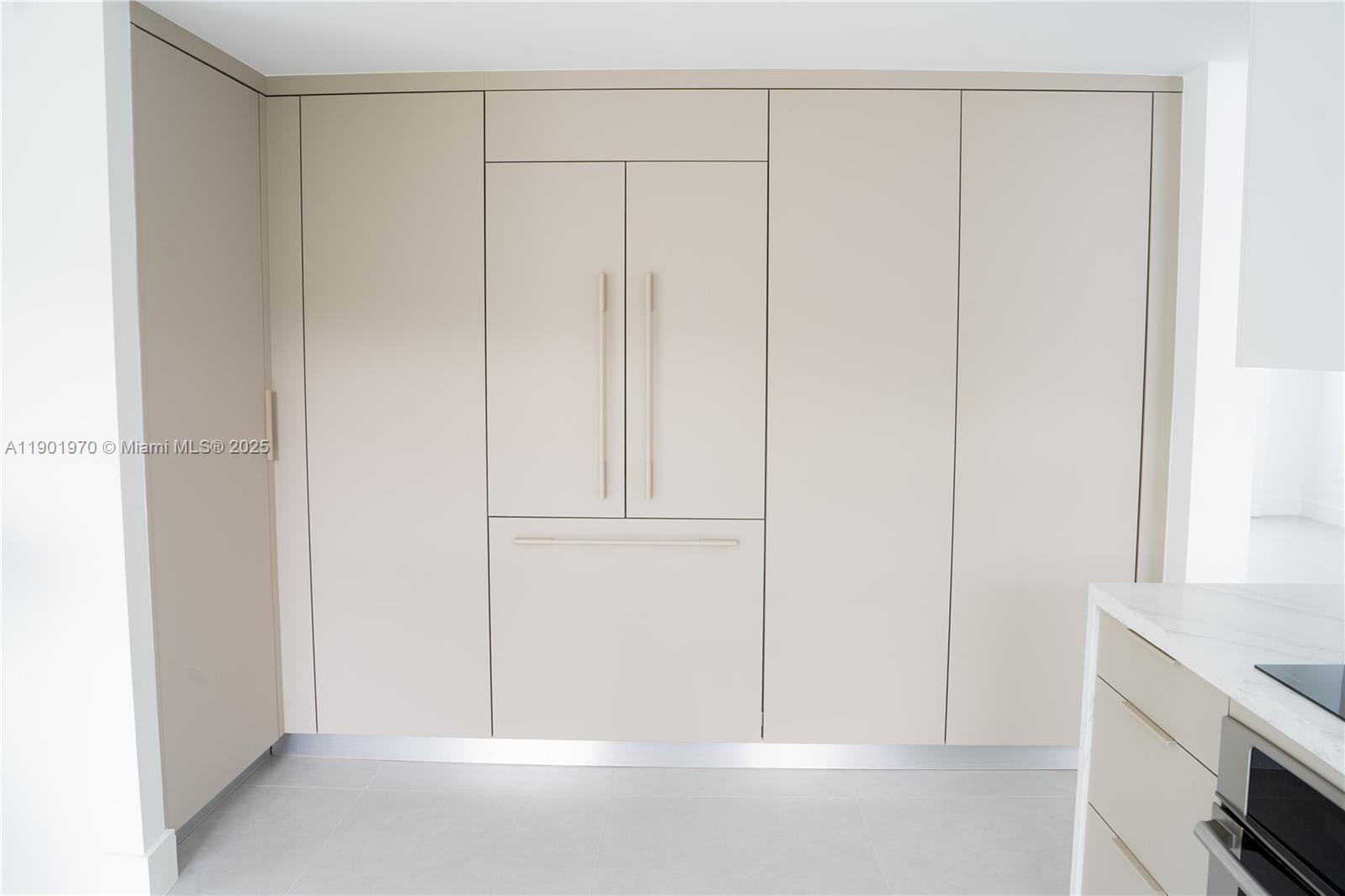 DORAL ISLES-ANTILLES - Residential Lease