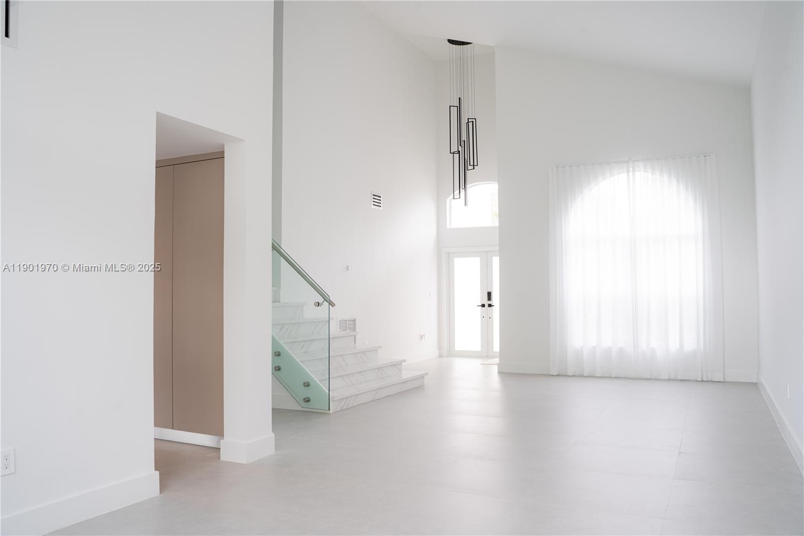 DORAL ISLES-ANTILLES - Residential Lease