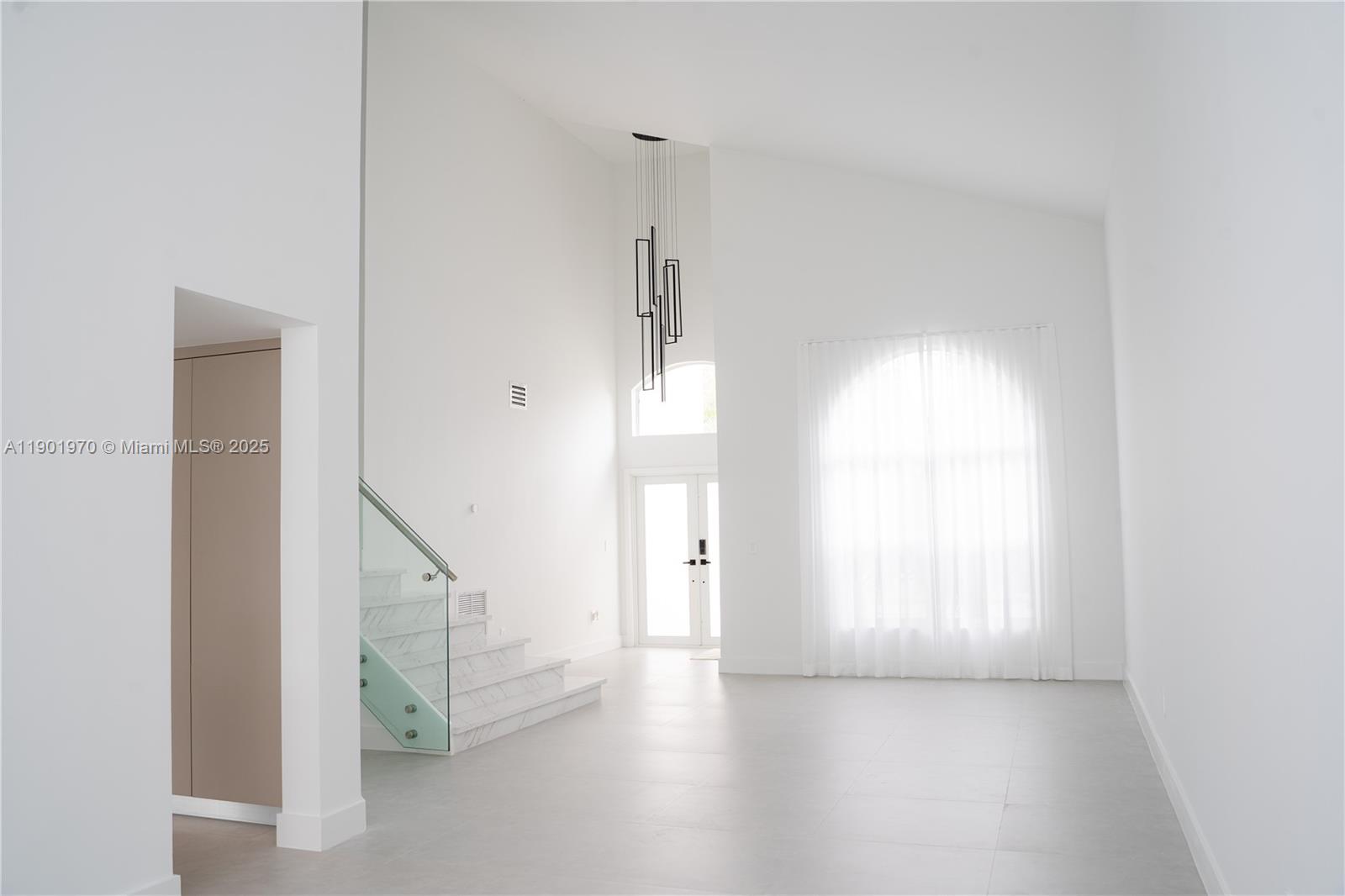 DORAL ISLES-ANTILLES - Residential Lease