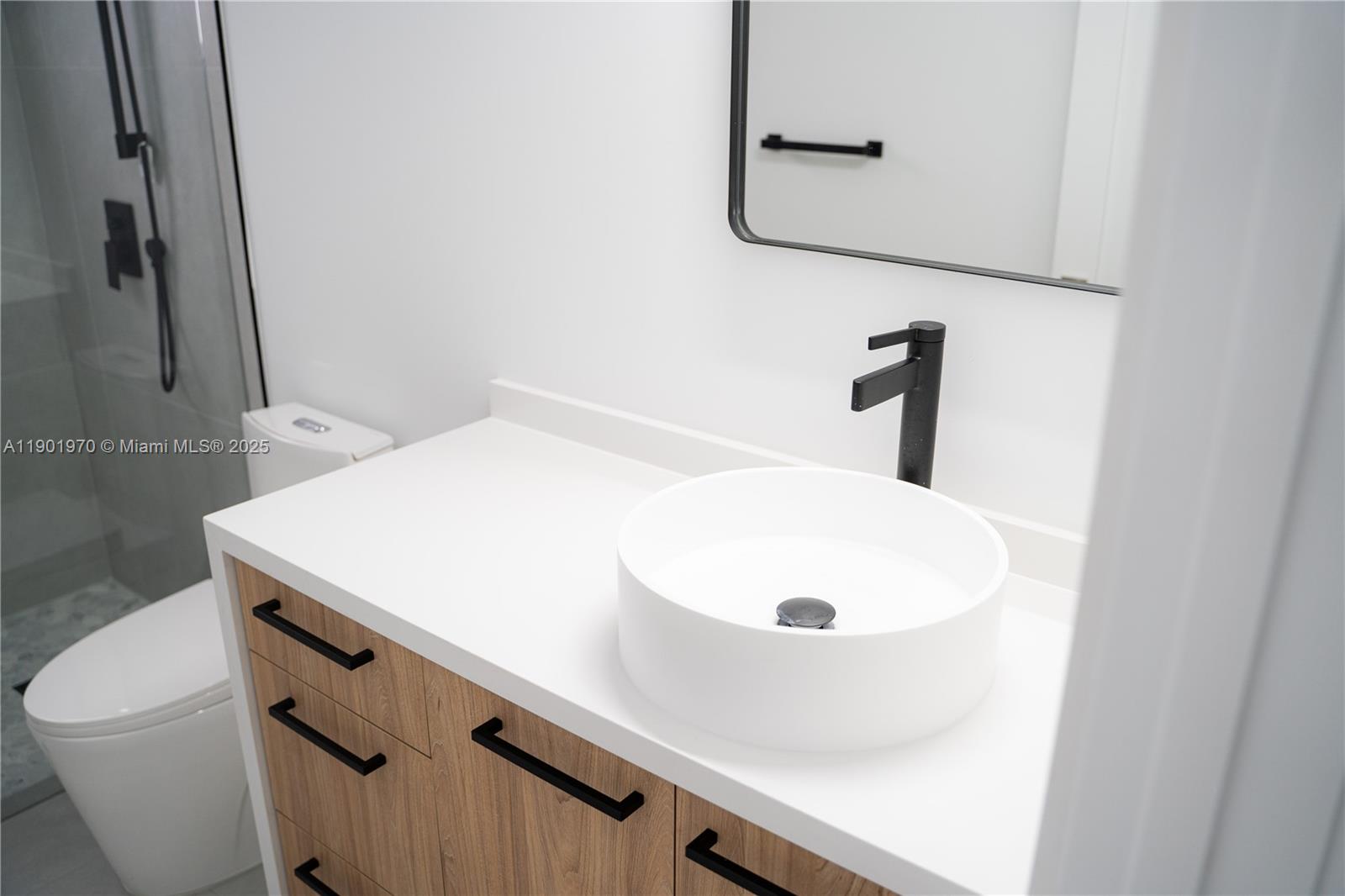 DORAL ISLES-ANTILLES - Residential Lease