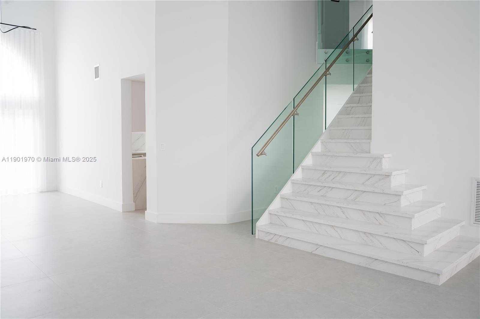 DORAL ISLES-ANTILLES - Residential Lease