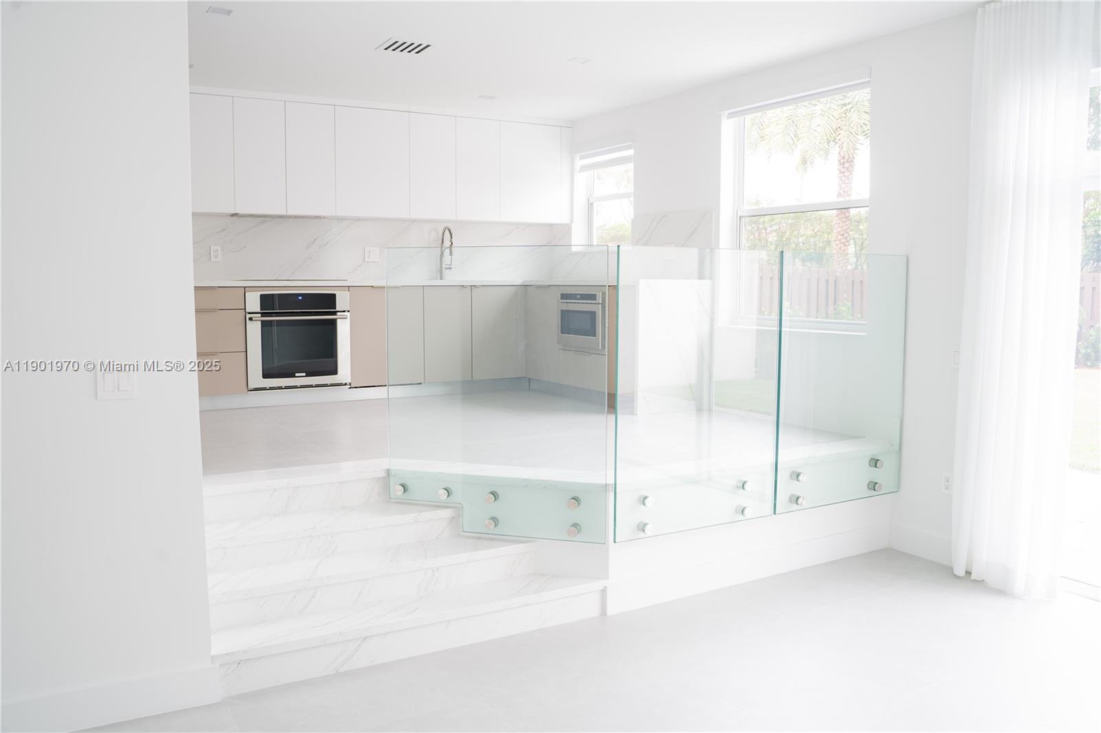 DORAL ISLES-ANTILLES - Residential Lease