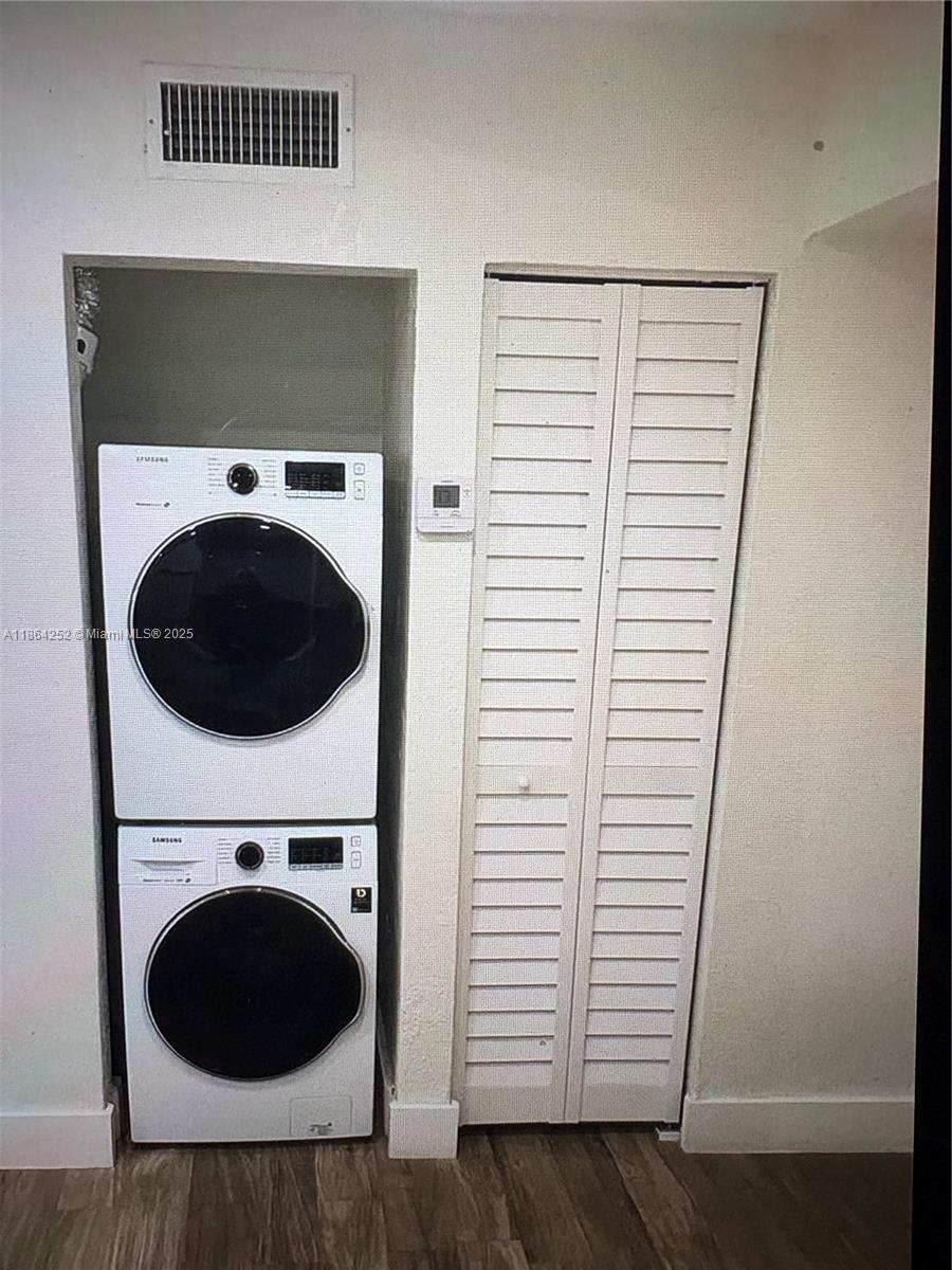 RESIDENCES @ THE FALLS CO - Residential