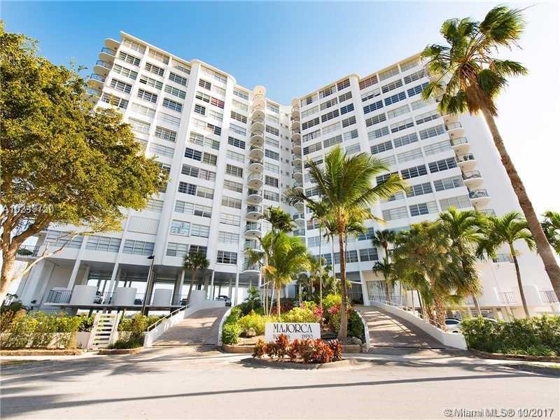 Remodeled 1/1.5 condo, Bay & Intracoastal views from this 11th floor unit. New kitchen with quartz counters and new SS appliances. All tile floors. 
Pool, billiards, gym, boat dock, security. No Rentals for the first year of ownership. Close to shopping centers and minutes from the beach.