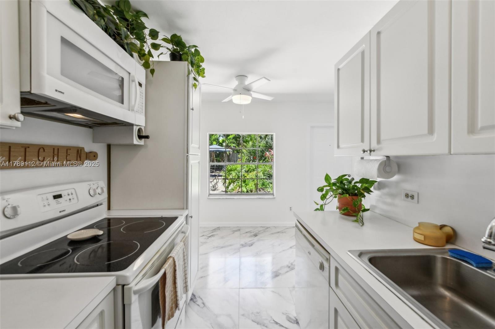 1405 Miami Rd 5