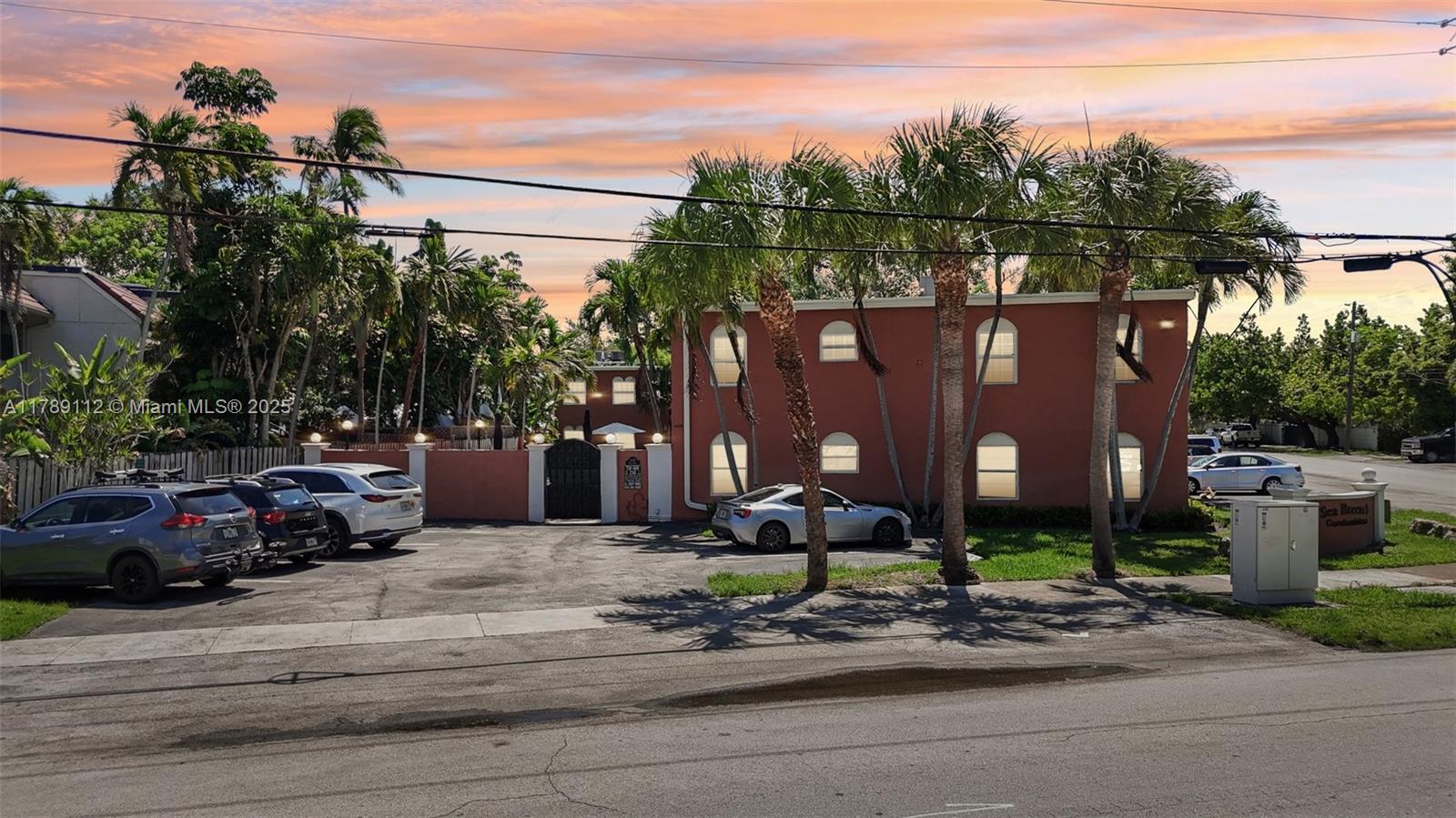 1405 Miami Rd 5