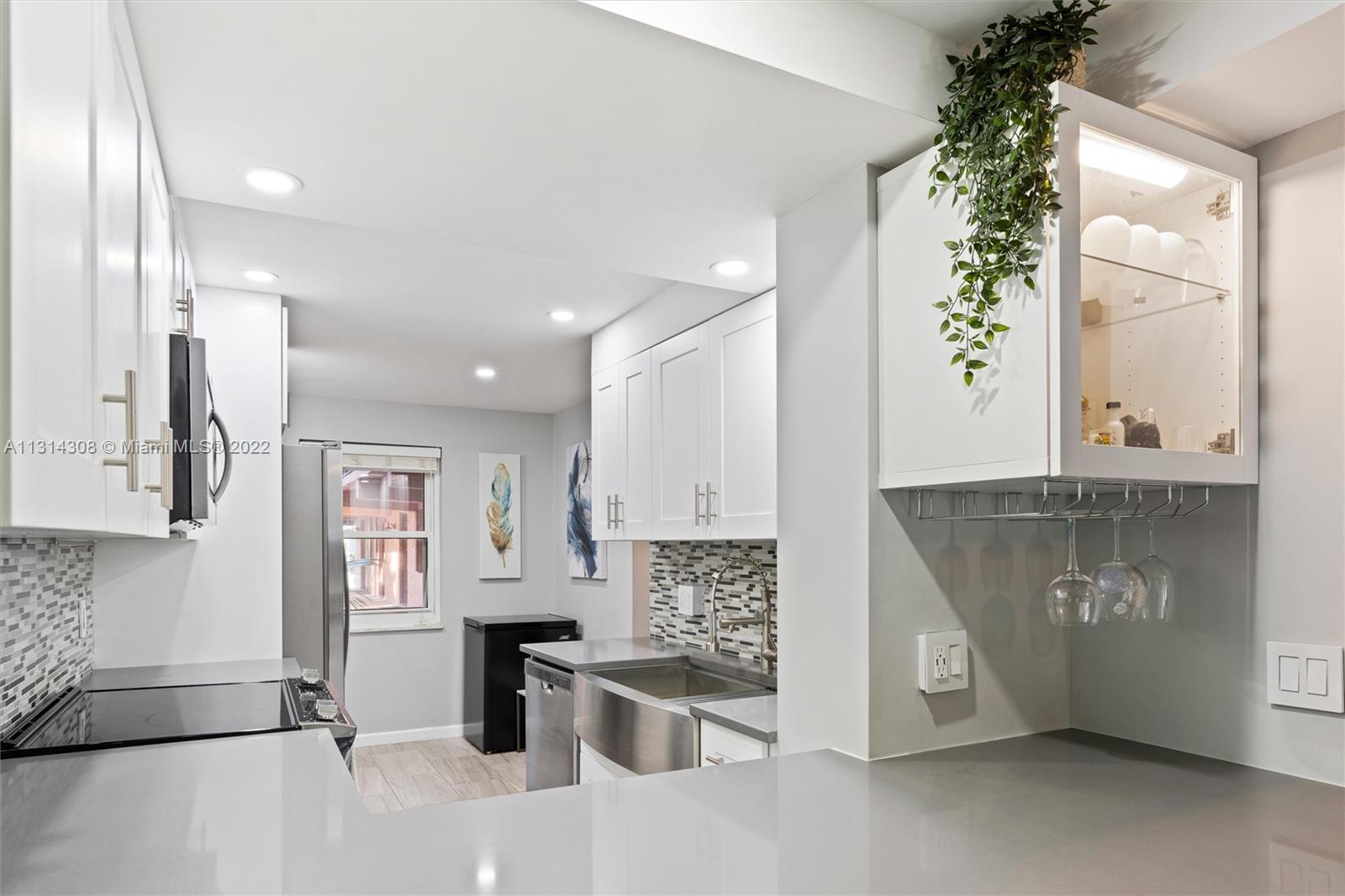 TENNIS CLUB MC LOUGHLIN C - Residential