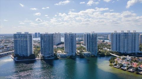 A home in Aventura