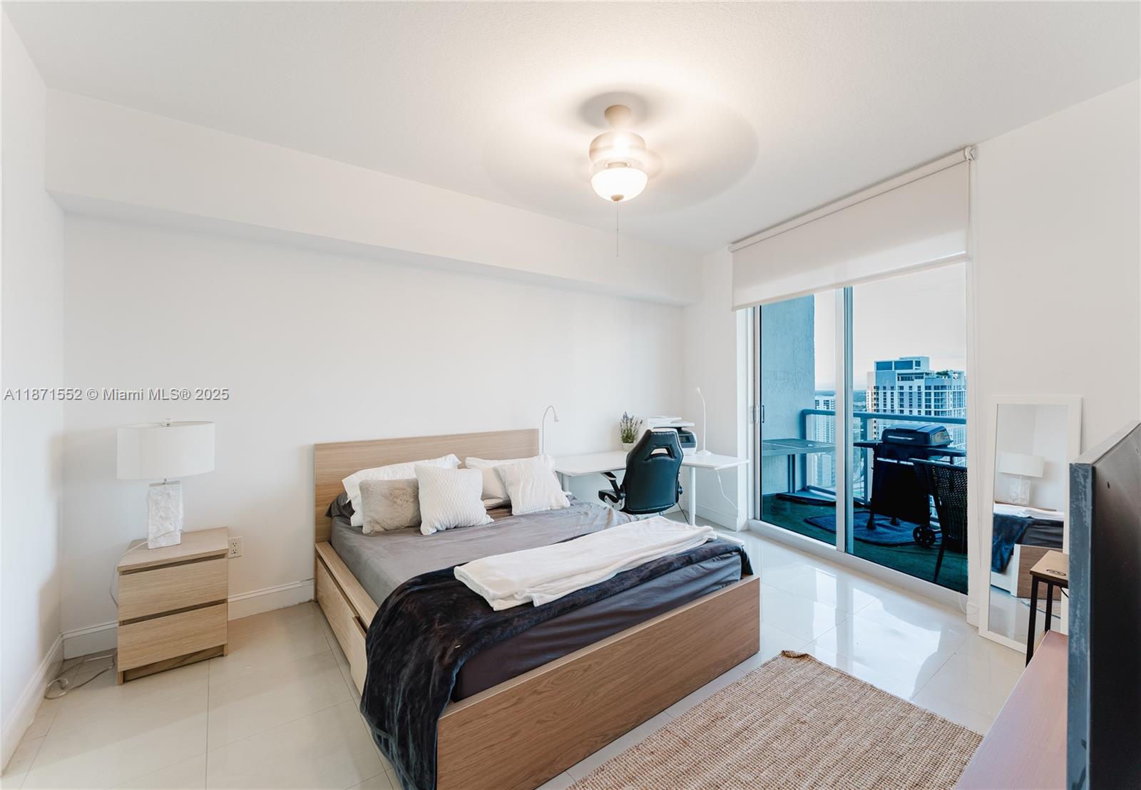 LATITUDE ON THE RIVER CON - Residential