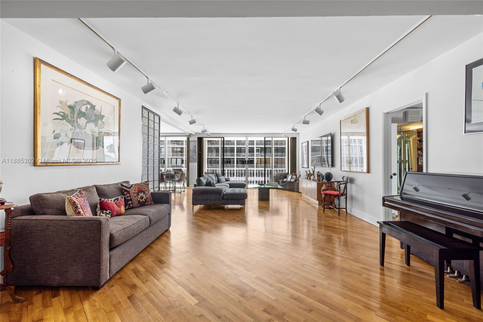 COVE CONDO - Residential Lease