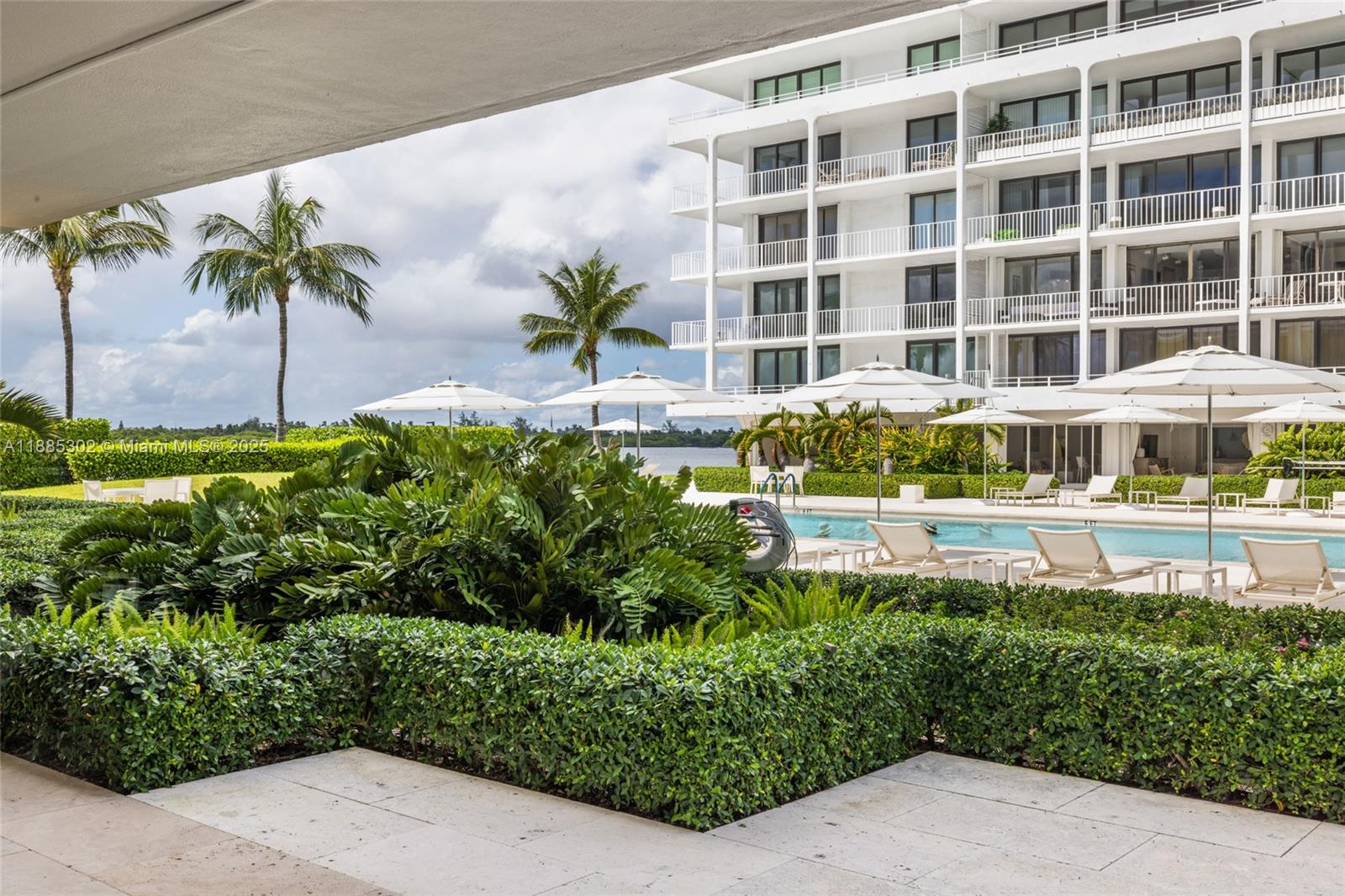 COVE CONDO - Residential Lease