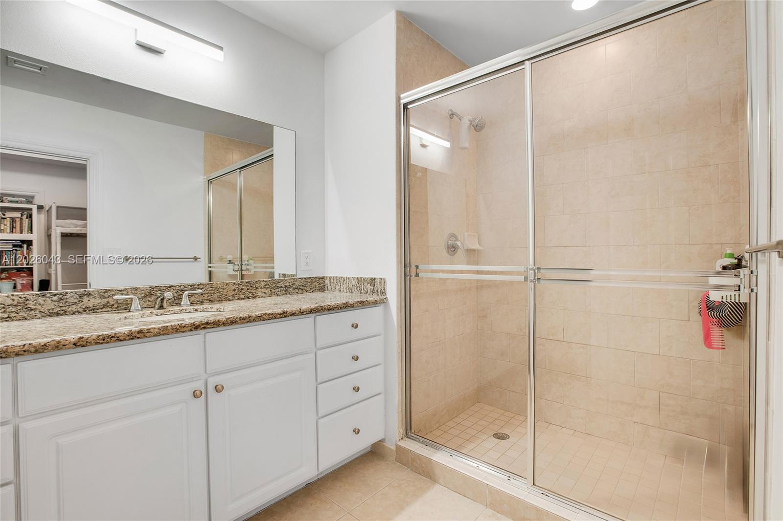 ALAQUA CONDO - Residential