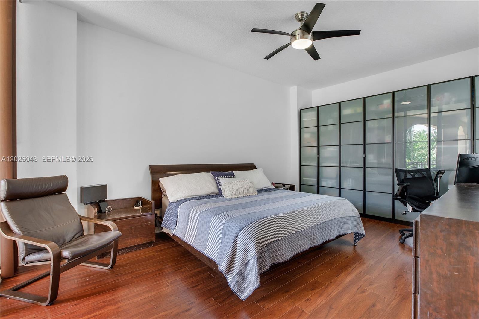 ALAQUA CONDO - Residential