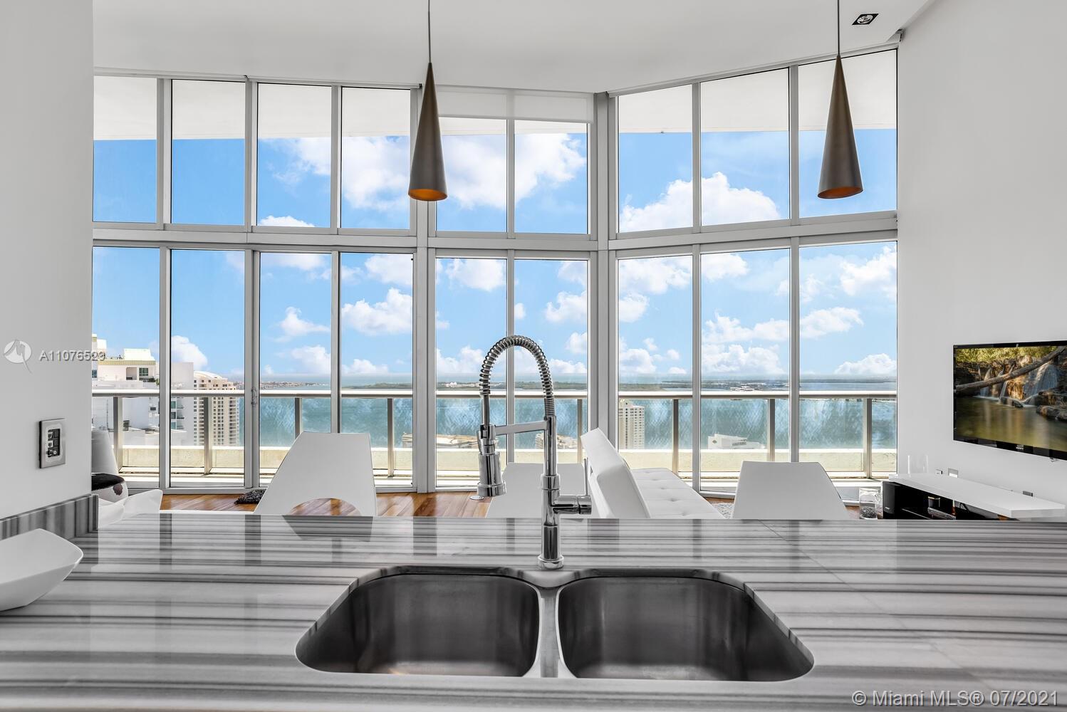 ICONBRICKELL CONDO NO 1 - Residential