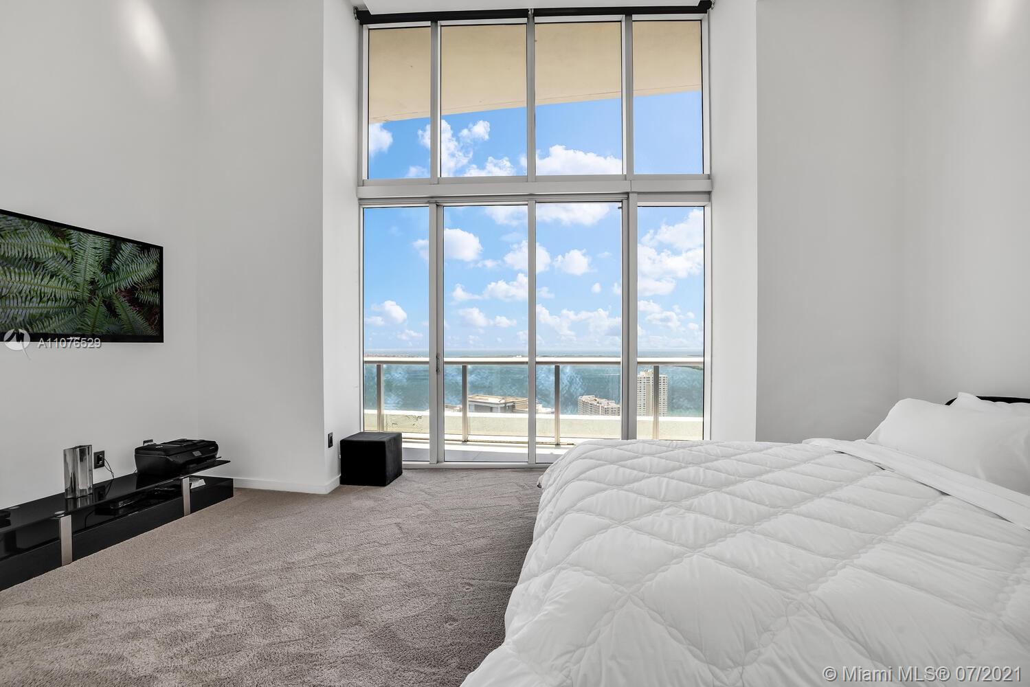 ICONBRICKELL CONDO NO 1 - Residential