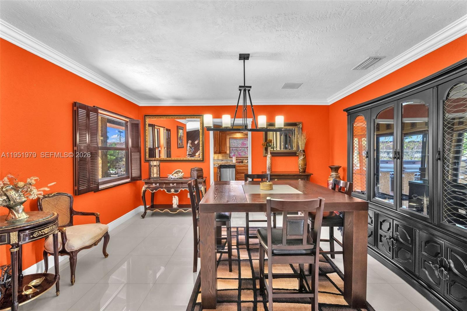 HIGHLAND GARDENS 3RD ADDN - Residential