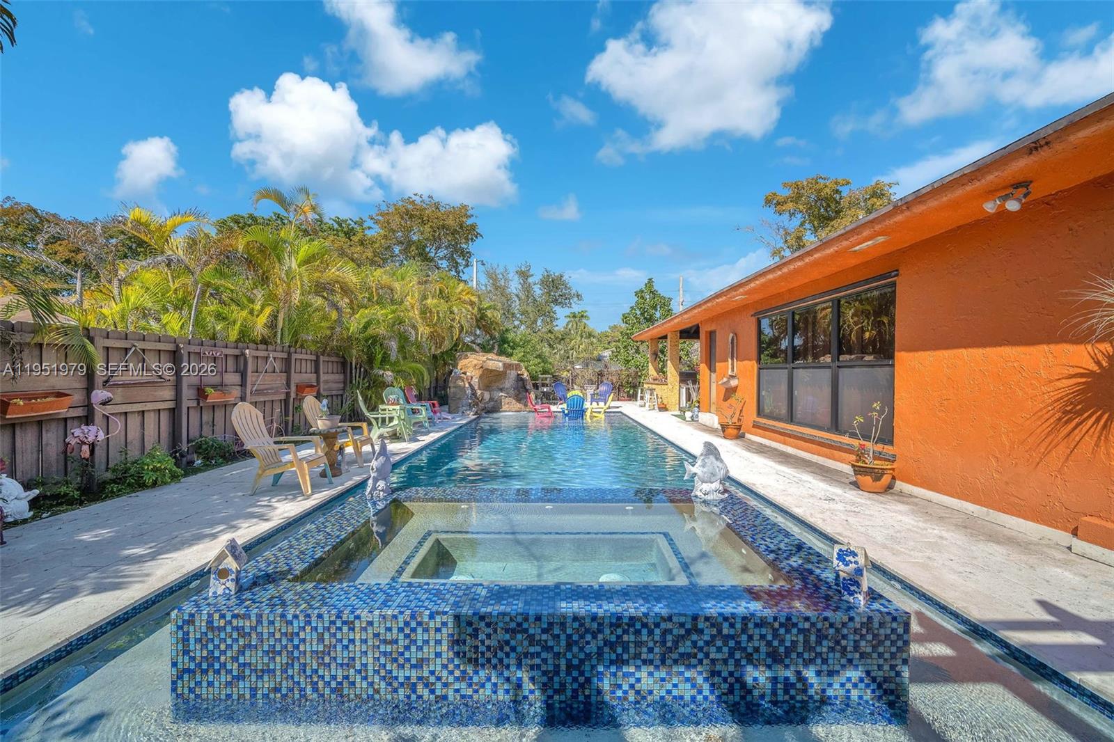 HIGHLAND GARDENS 3RD ADDN - Residential