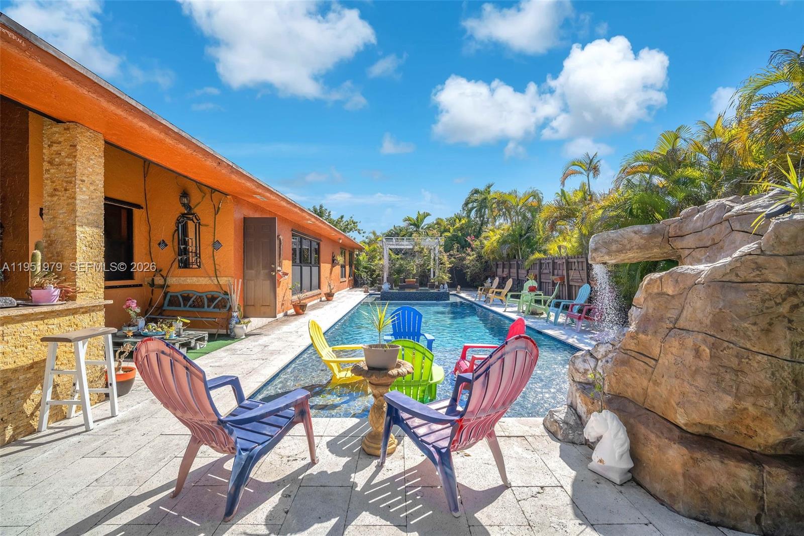 HIGHLAND GARDENS 3RD ADDN - Residential