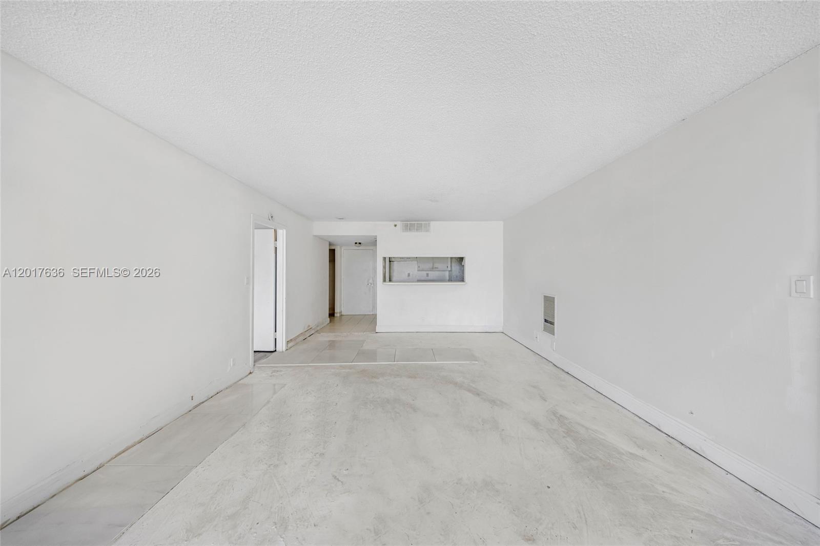 7601 E Treasure Dr 609